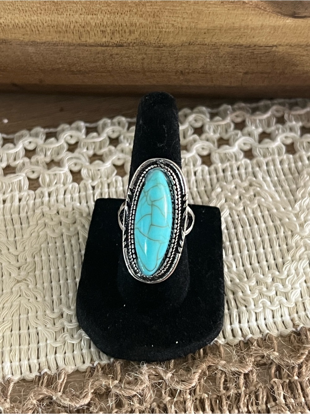Turquoise Oval Stone Sterling-Style Statement Ring - size 6  30p3